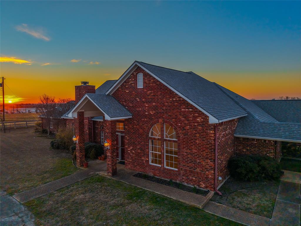 1041 Clarence Road Temple, TX 76501 - Photo 5 of 36 a view of a house with a yard