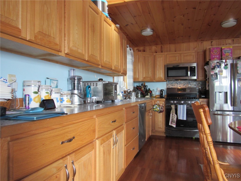 255 River Road East Morristown, NY 13669 - Photo 10 of 22