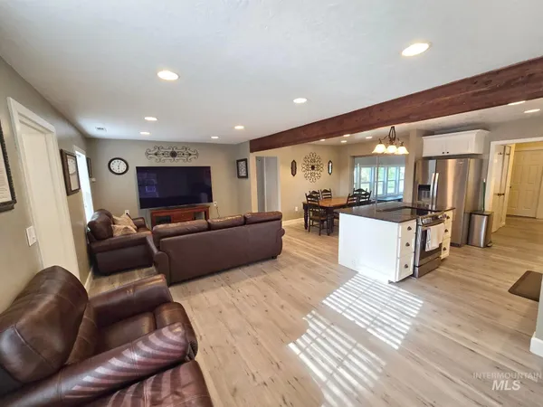 $769,000 | 4800 Freemont Road, New Plymouth, ID 83655