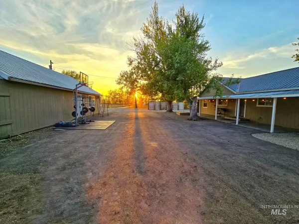 $769,000 | 4800 Freemont Road, New Plymouth, ID 83655