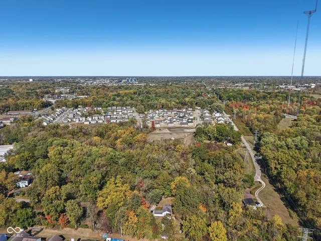 $260,000 | 2855 West 76th Street, Indianapolis, IN 46268