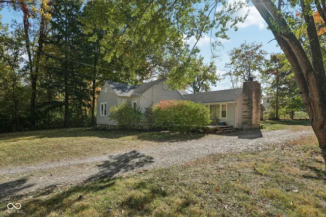 $260,000 | 2855 West 76th Street, Indianapolis, IN 46268