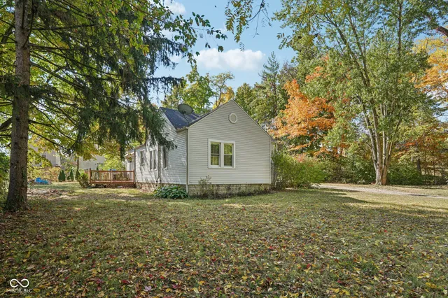 $260,000 | 2855 West 76th Street, Indianapolis, IN 46268