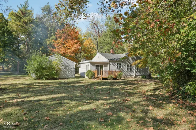 $260,000 | 2855 West 76th Street, Indianapolis, IN 46268