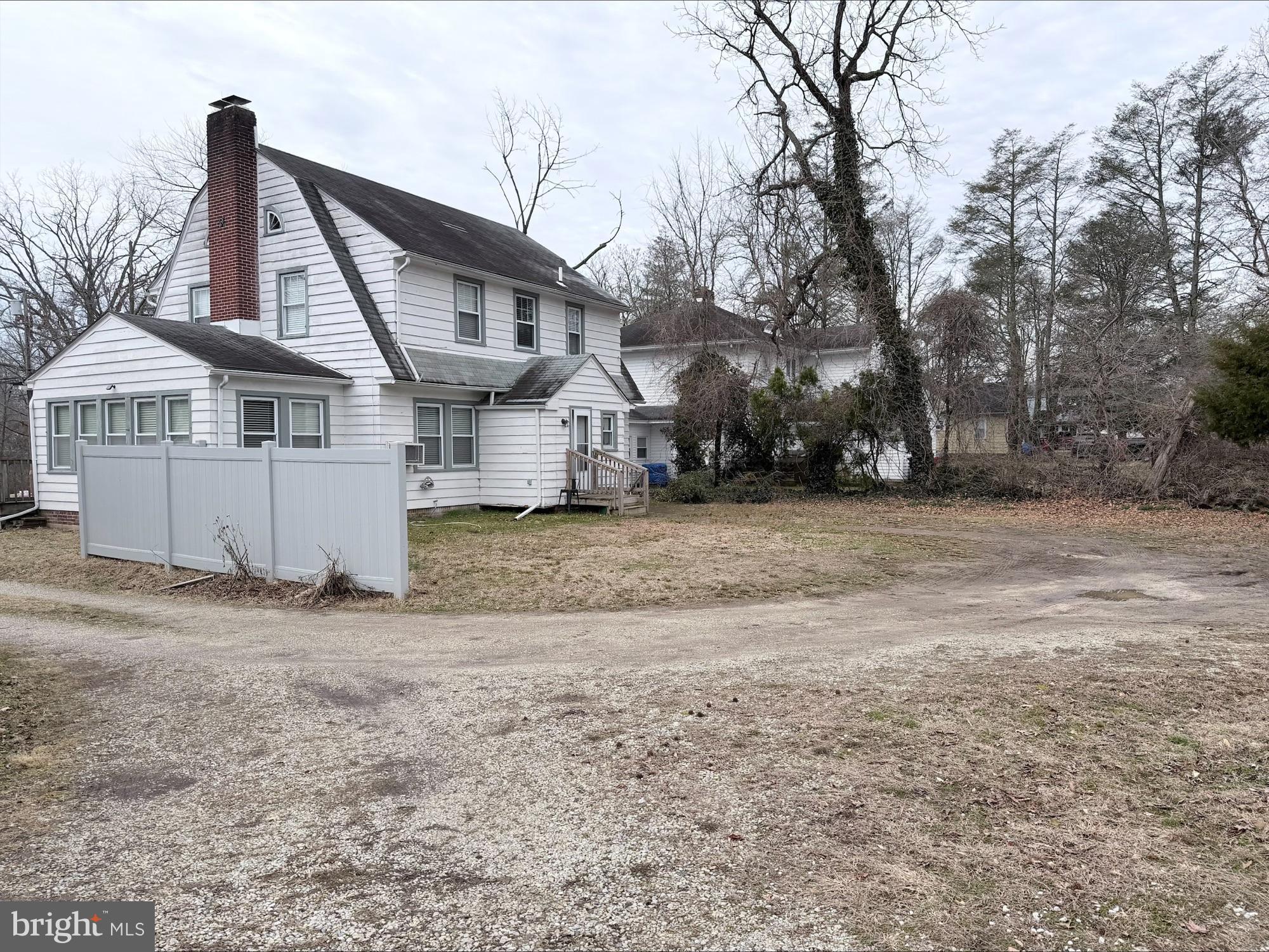 283 West Commerce St Extension Bridgeton, NJ 08302 - Photo 20 of 27 a view of a house with a snow in the yard
