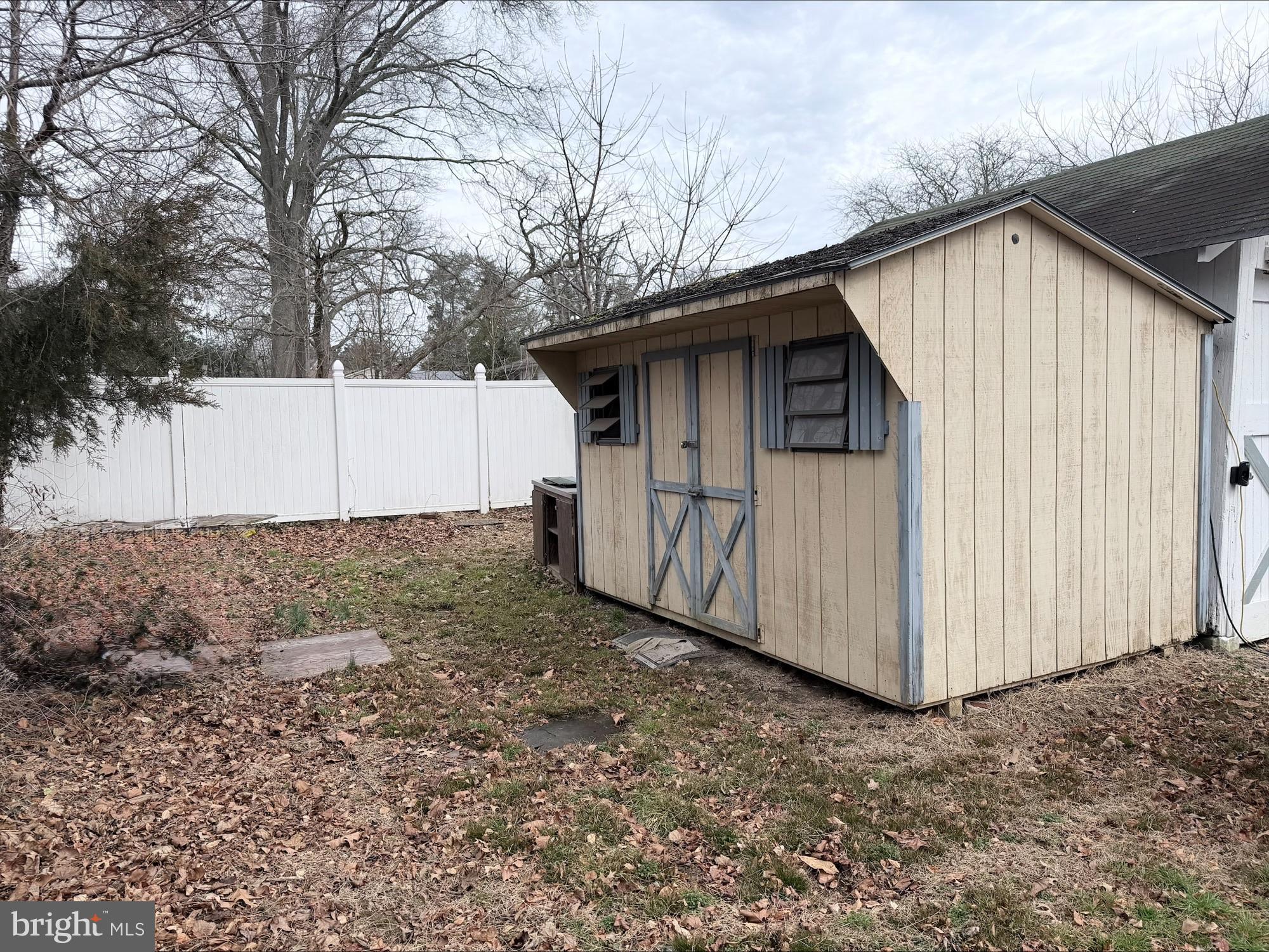 283 West Commerce St Extension Bridgeton, NJ 08302 - Photo 21 of 27 a view of backyard of house