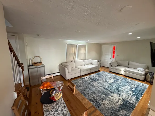 $3,500 | 15 Eliot Street, Unit A, Framingham, MA 01702