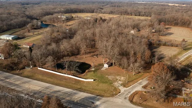 $130,000 | 491 Oak Creek Trail, Mount Olive, IL 62069