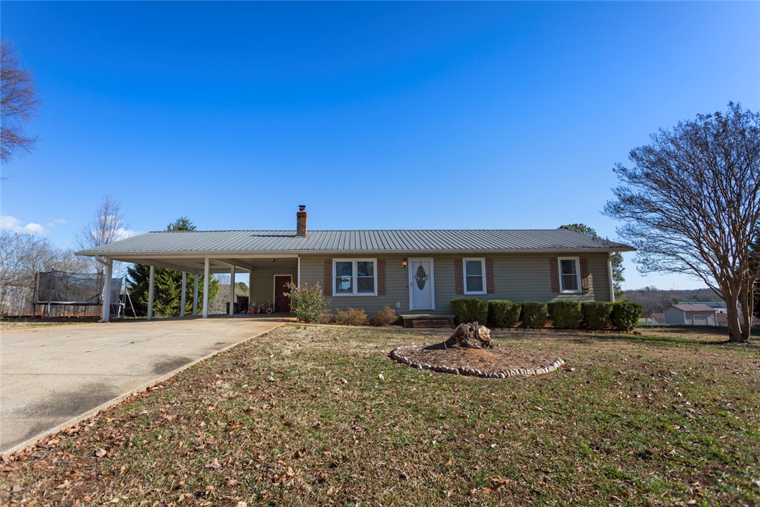 709 Poplar Springs Road Westminster, SC 29693 - Photo 1 of 33 Main Home