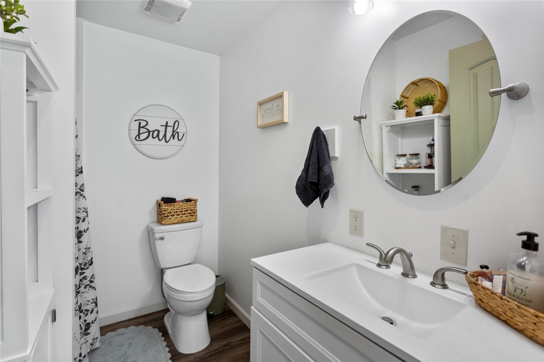 709 Poplar Springs Road Westminster, SC 29693 - Photo 26 of 33 Tiny home bathroom