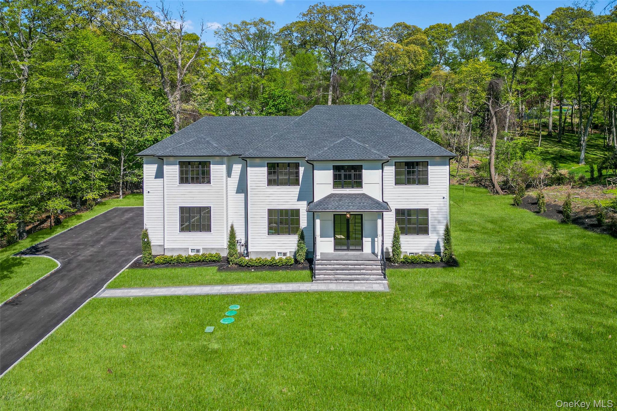 9 Wilderness Road Nissequogue, NY 11780 - Photo 4 of 49