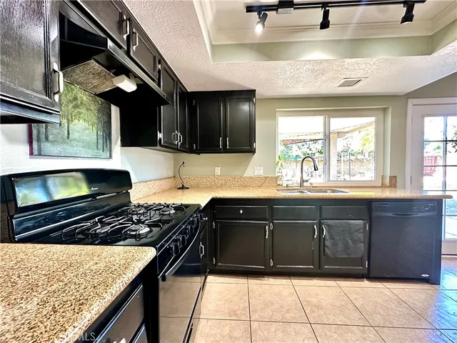 $588,888 | 1142 Brentwood Avenue, Rialto, CA 92376