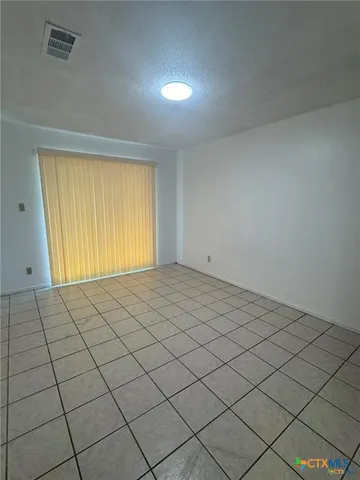 $775 | Undisclosed Address, Seguin, TX 78155