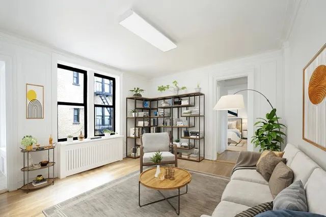 $895,000 | 319 West 18th Street, Unit 5H | Chelsea