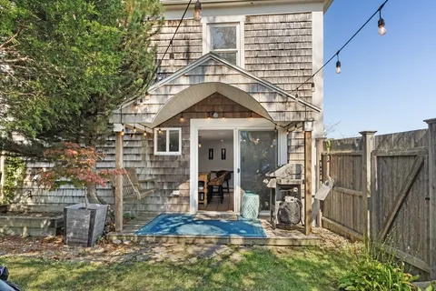 $500,000 | 5 Wise Place, Gloucester, MA 01930