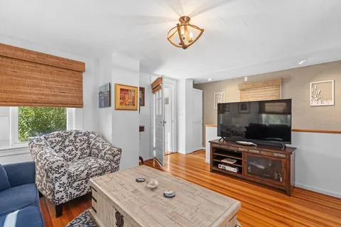 $500,000 | 5 Wise Place, Gloucester, MA 01930