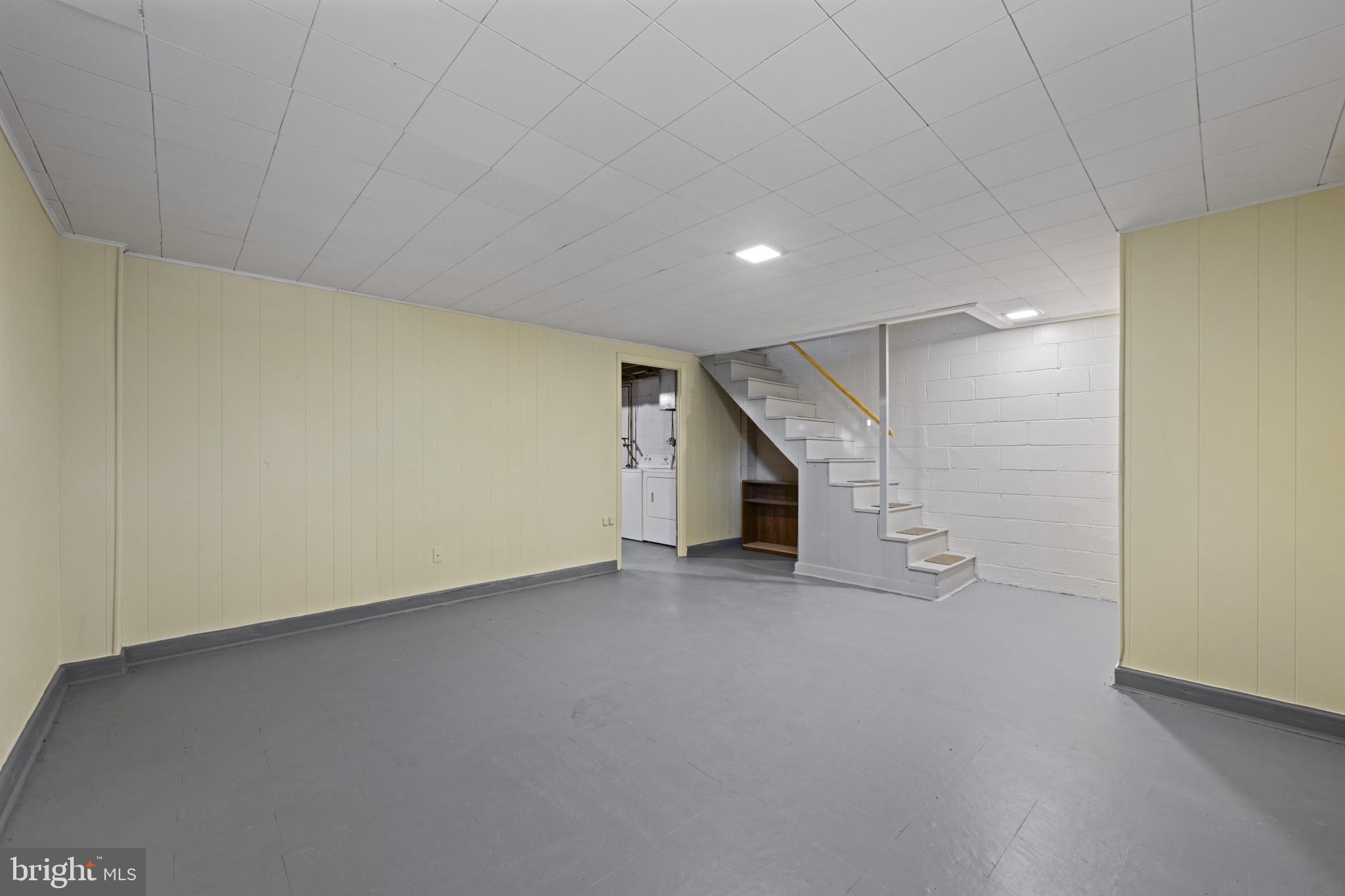 132 Overbrook Road Baltimore, MD 21212 - Photo 24 of 36 an empty room with an entrance to other room