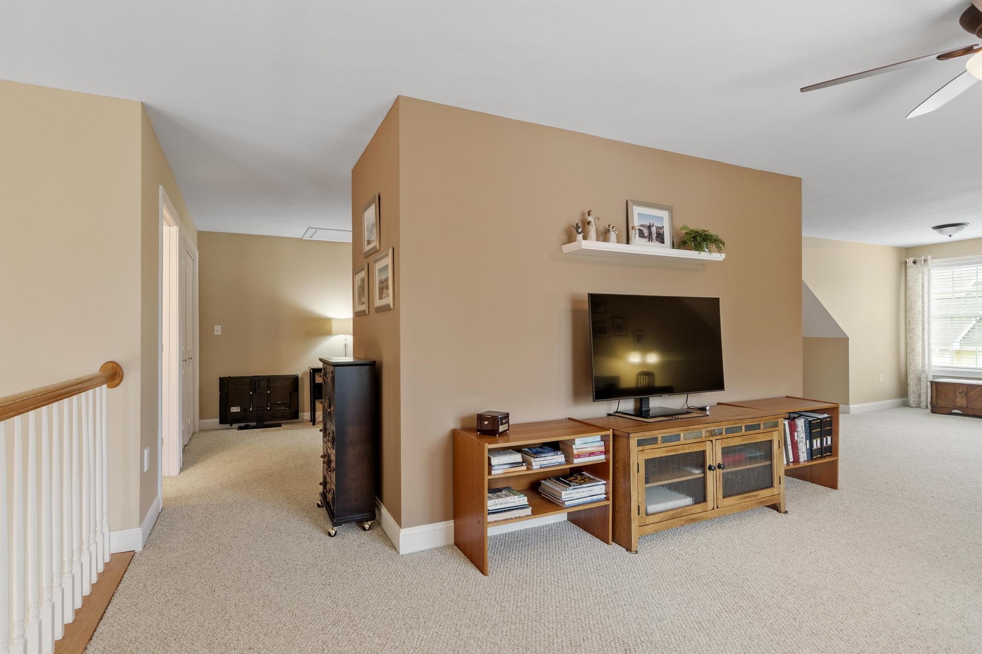18 Harvest Road Windham, NH 03087 - Photo 31 of 45