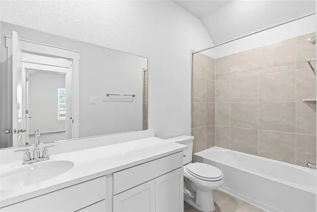 $329,990 | 13444 Barn Chime Street, Elgin, TX 78621