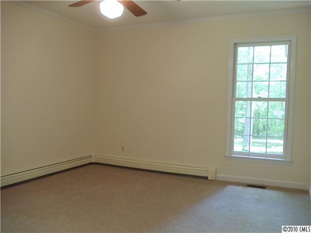 6208 Stevens Mill Road, Unit 3 Matthews, NC 28104 - Photo 12 of 16 Gallery Image 12
