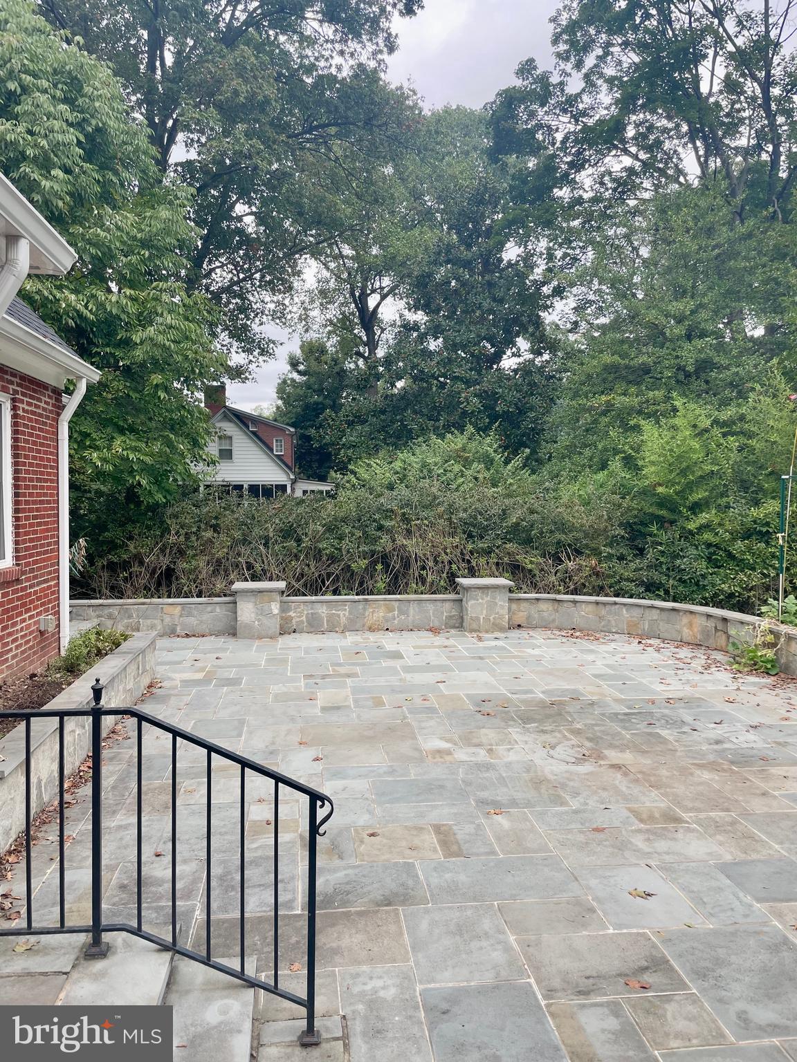 9309 Main Street Manassas, VA 20110 - Photo 3 of 60 Oversized Patio