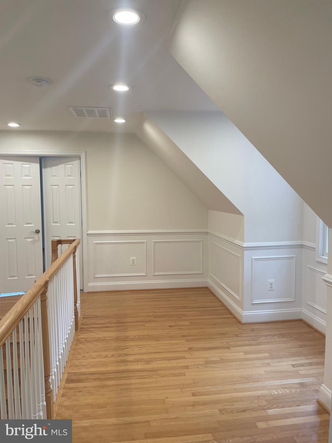9309 Main Street Manassas, VA 20110 - Photo 42 of 60 Landing Area Upstairs between two primary suites