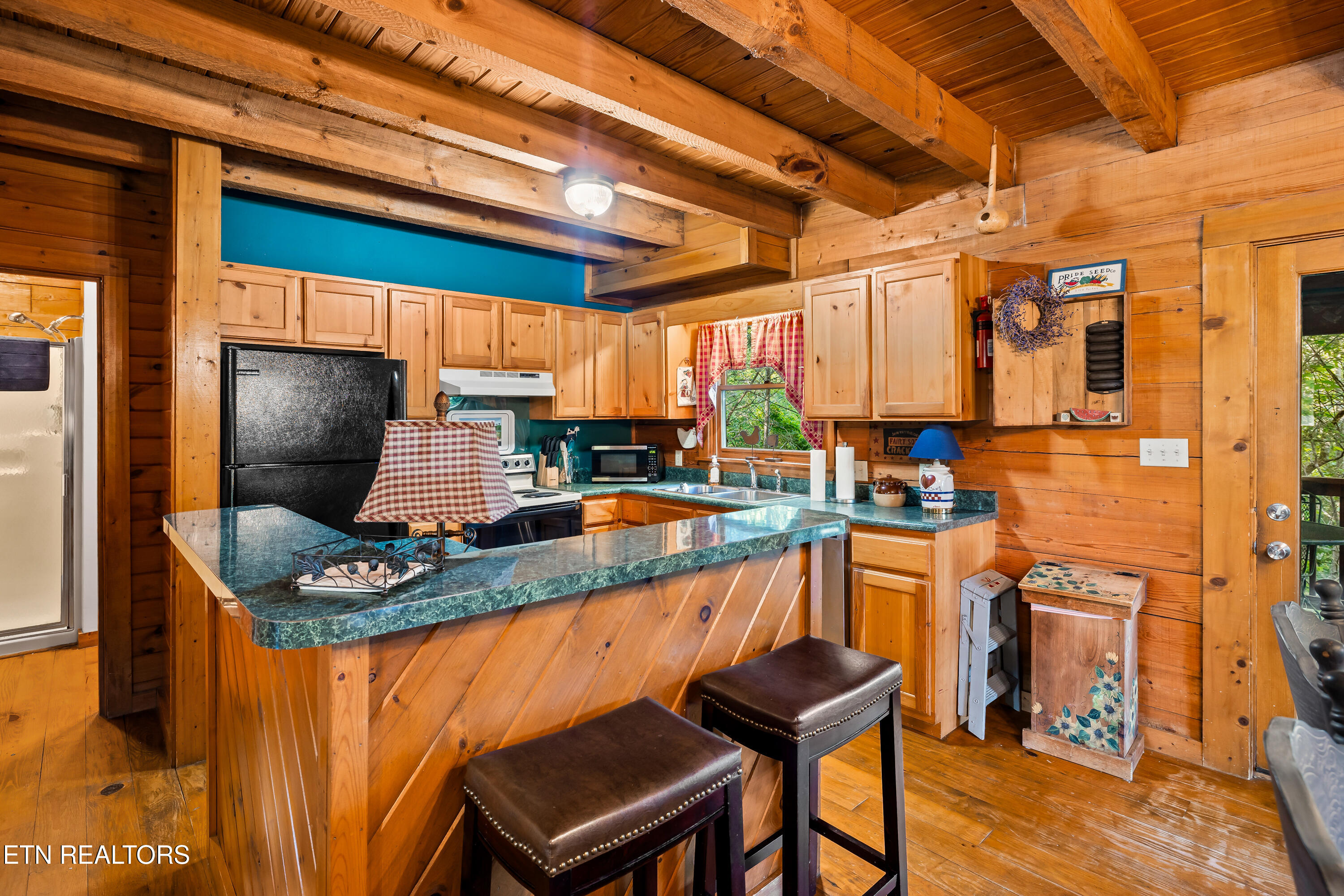 124 Cutter Gap Road Townsend, TN 37882 - Photo 27 of 41 124CutterGapRd-35