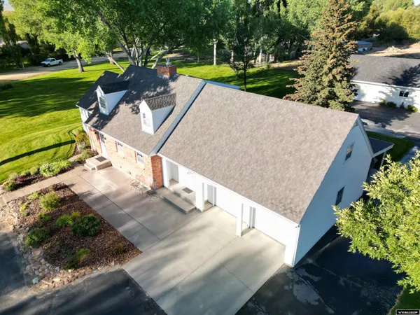 $735,000 | 460 Country Club Drive, Riverton, WY 82501