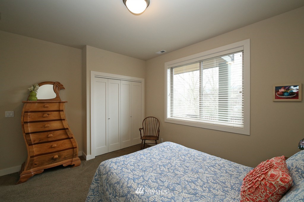 4075 Wells Avenue North Renton, WA 98056 - Photo 20 of 24 Gallery Image 20