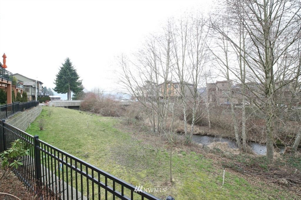 4075 Wells Avenue North Renton, WA 98056 - Photo 21 of 24 Gallery Image 21