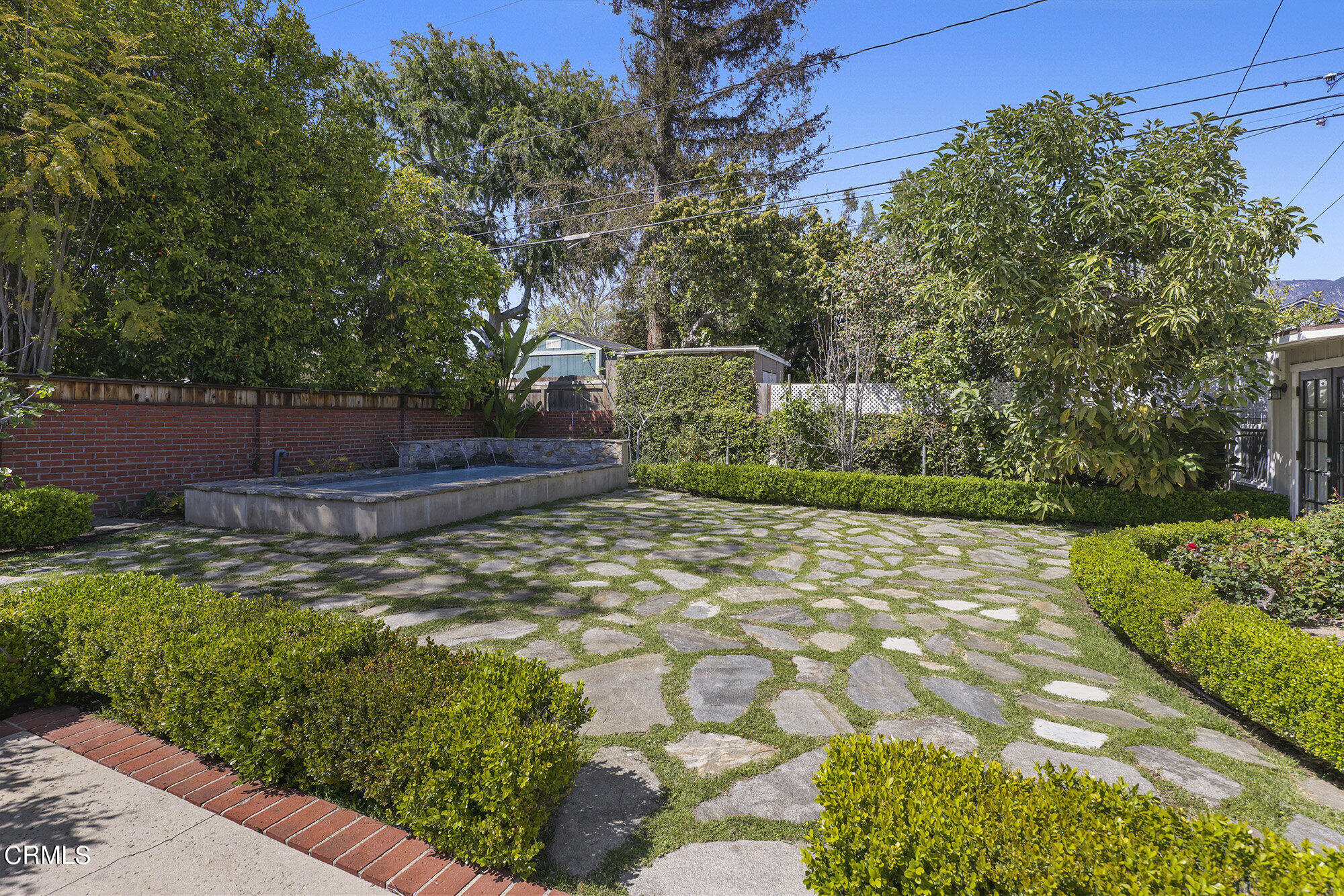 3657 Thorndale Road Pasadena, CA 91107 - Photo 38 of 44 a view of an outdoor space