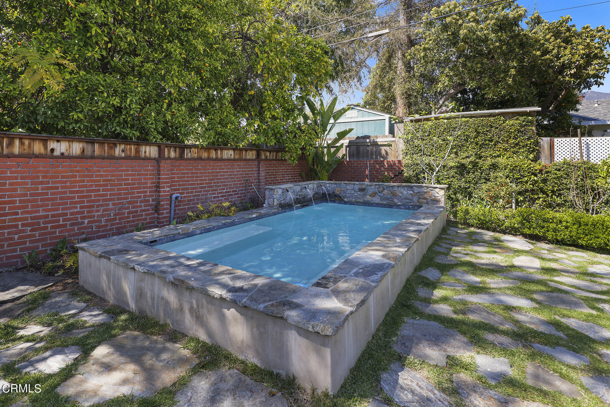 3657 Thorndale Road Pasadena, CA 91107 - Photo 39 of 44 a view of a backyard