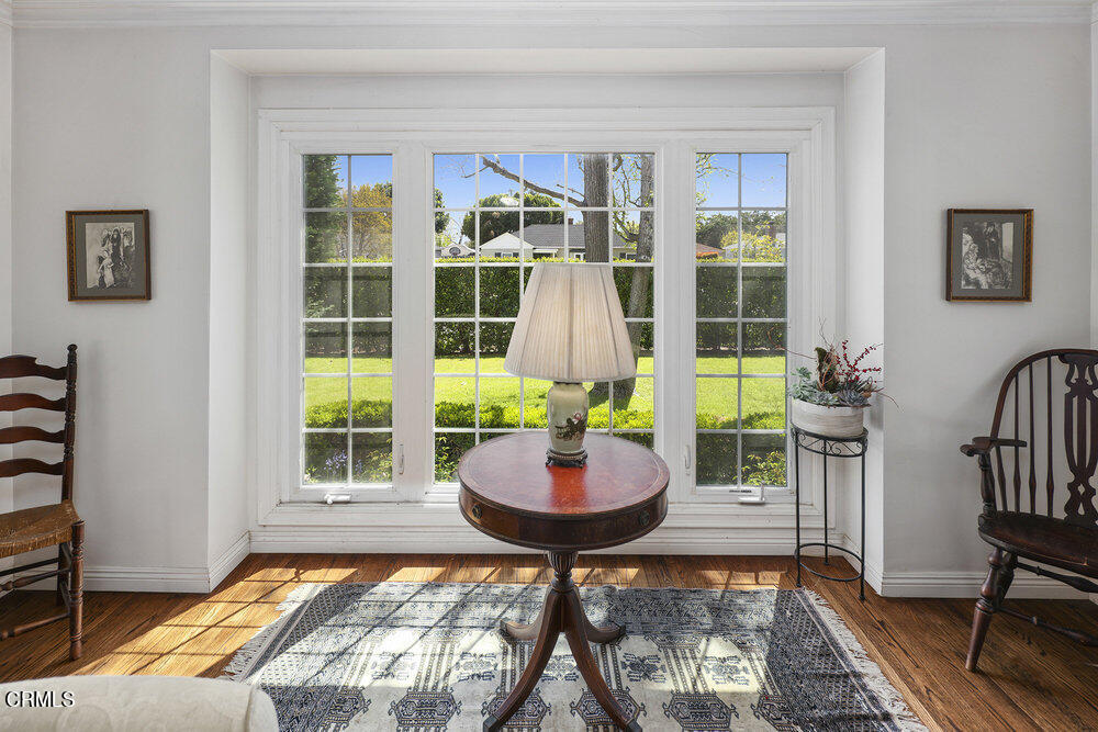 3657 Thorndale Road Pasadena, CA 91107 - Photo 5 of 44 a room with furniture and a potted plant