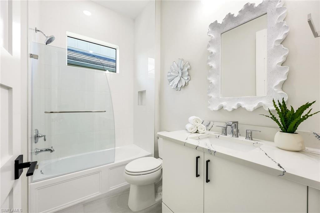 8943 Gustavia Court Naples, FL 34113 - Photo 22 of 41