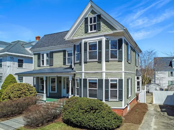 $675,000 | 18 Salem Street, Haverhill, MA 01835