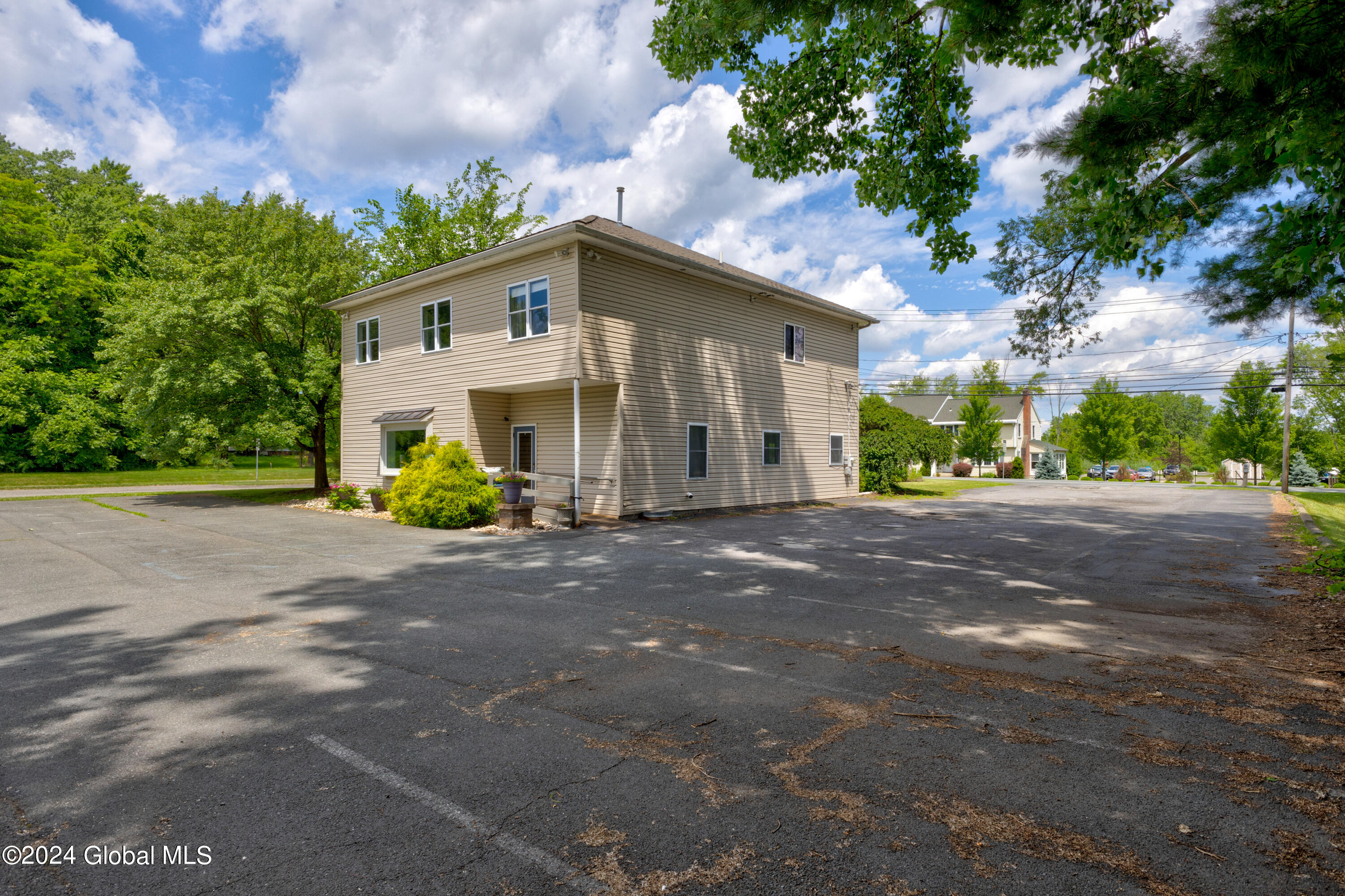 350 Wvlt Shaker Road Colonie, NY 12189 - Photo 9 of 55 1 (9)