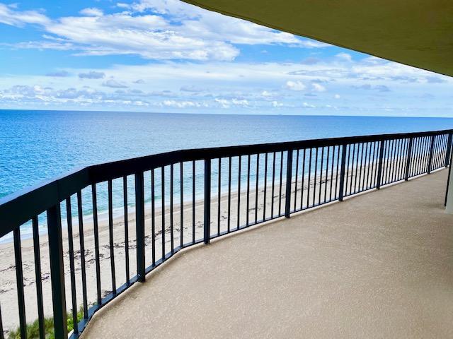 90' Beach Balcony