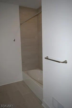 $4,200 | 67 Veterans Way, Morris Plains, NJ 07950