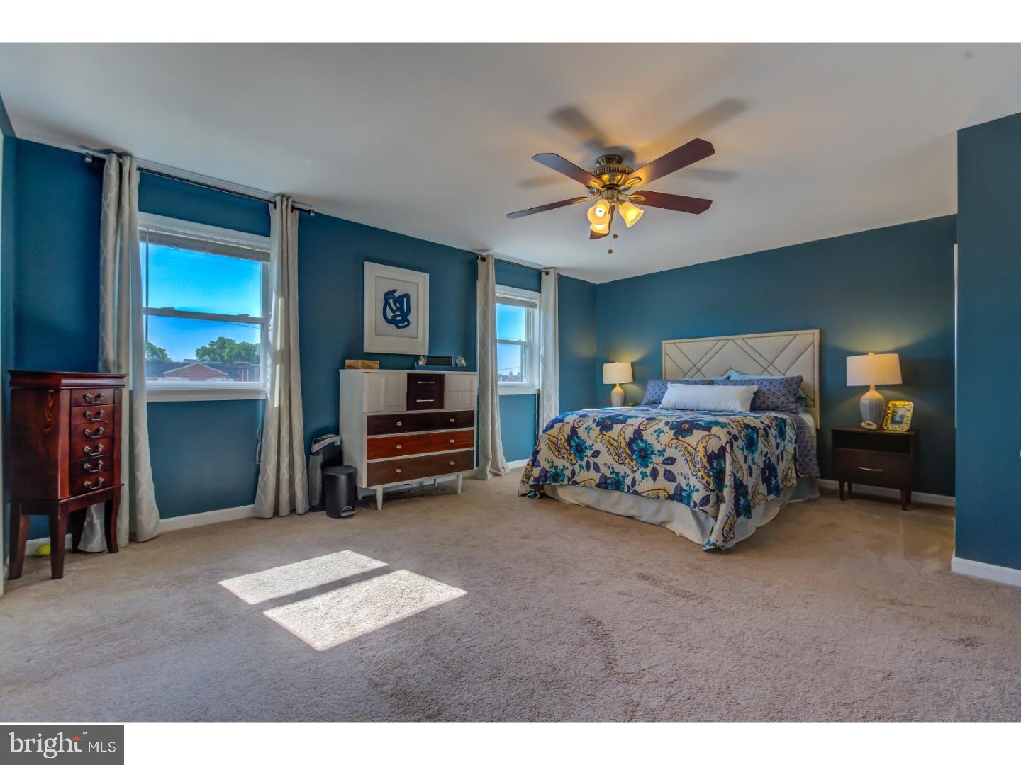 12354 Wyndom Road Philadelphia, PA 19154 - Photo 11 of 25 Gallery Image 11