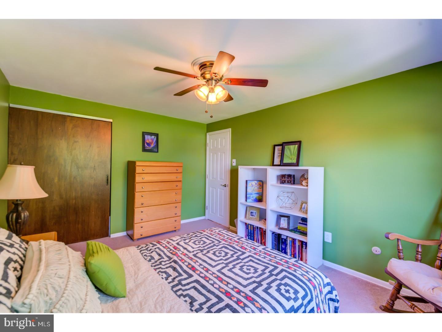 12354 Wyndom Road Philadelphia, PA 19154 - Photo 14 of 25 Gallery Image 14