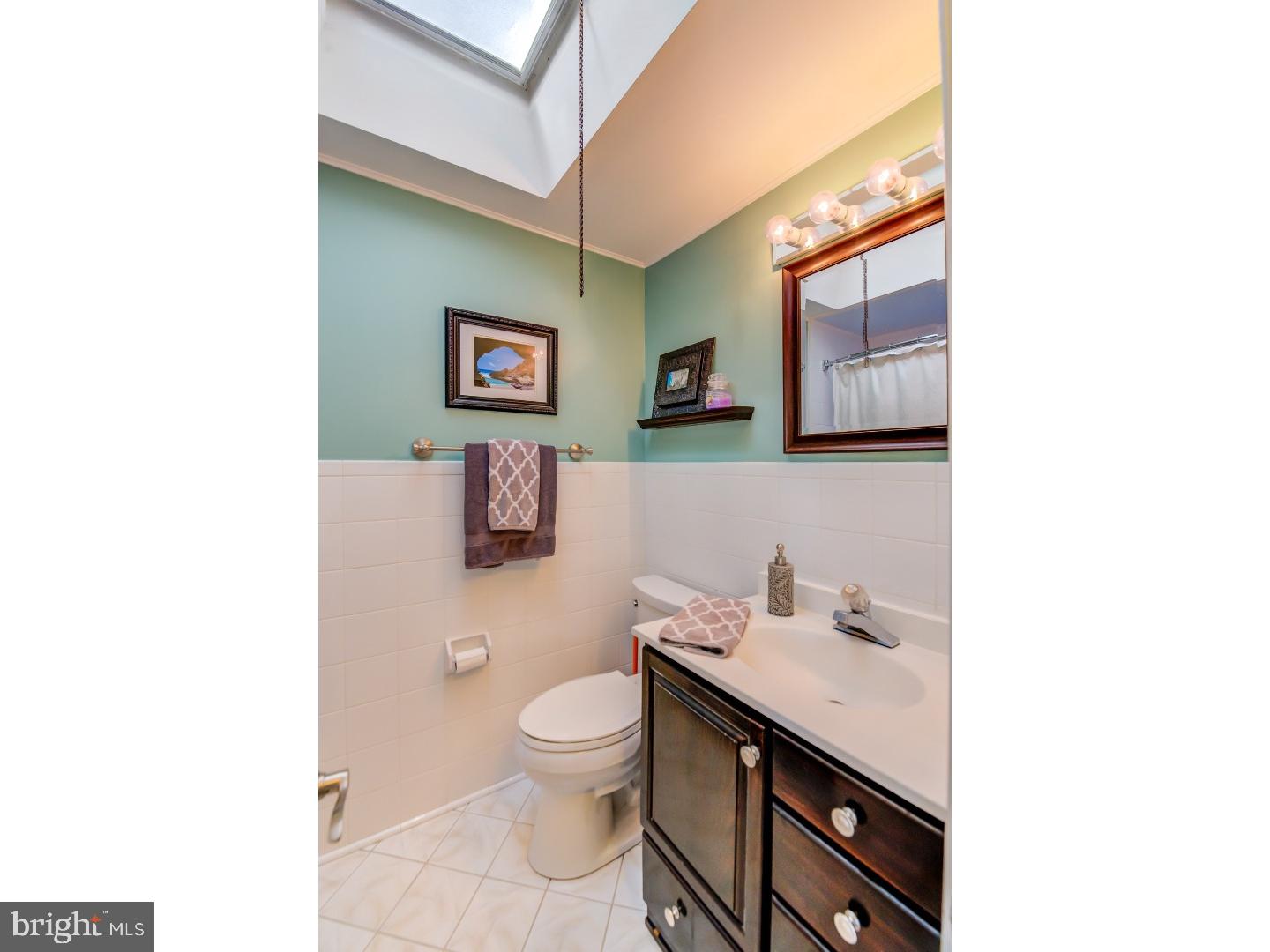12354 Wyndom Road Philadelphia, PA 19154 - Photo 18 of 25 Gallery Image 18