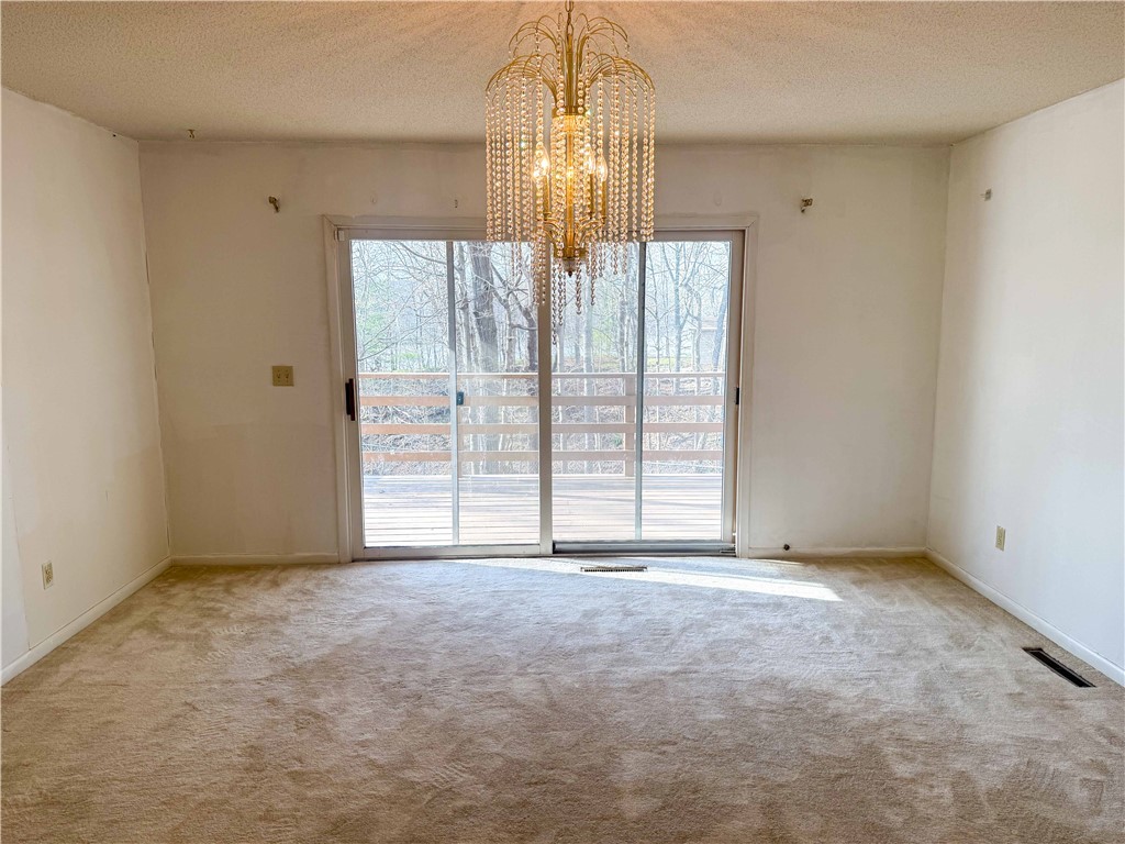 1139 Lakeridge Road Danville, IL 61832 - Photo 4 of 38 Gallery Image 4