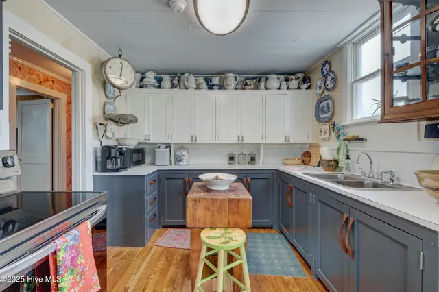 $665,000 | 928 General Whiting Boulevard, Kure Beach, NC 28449