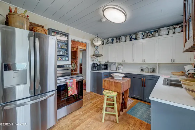 $665,000 | 928 General Whiting Boulevard, Kure Beach, NC 28449