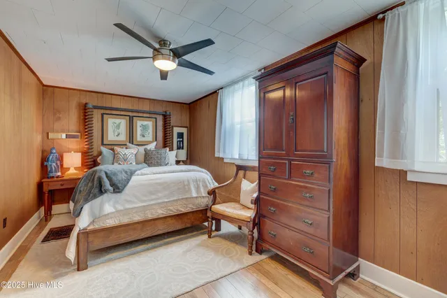 $665,000 | 928 General Whiting Boulevard, Kure Beach, NC 28449