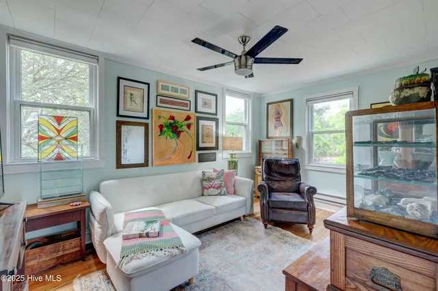 $665,000 | 928 General Whiting Boulevard, Kure Beach, NC 28449