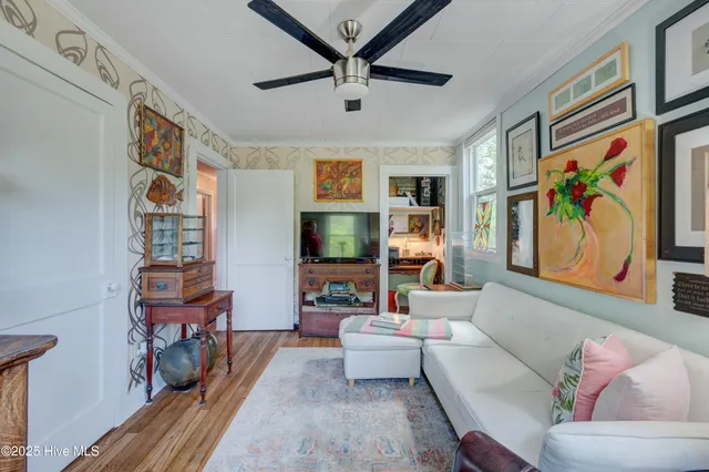 $665,000 | 928 General Whiting Boulevard, Kure Beach, NC 28449