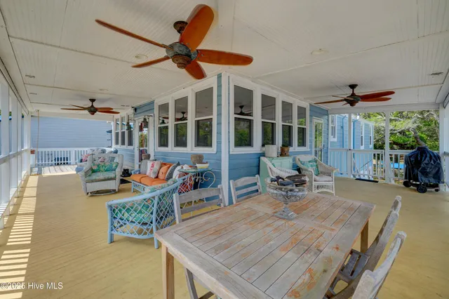 $665,000 | 928 General Whiting Boulevard, Kure Beach, NC 28449