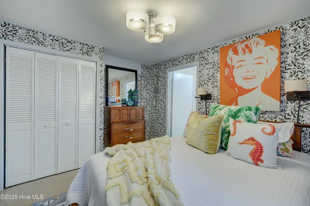 $665,000 | 928 General Whiting Boulevard, Kure Beach, NC 28449