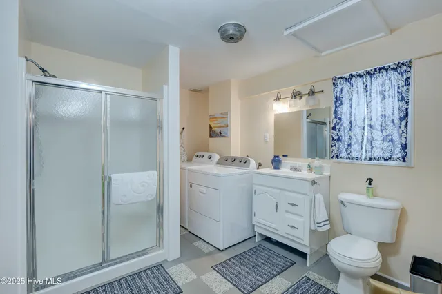 $665,000 | 928 General Whiting Boulevard, Kure Beach, NC 28449